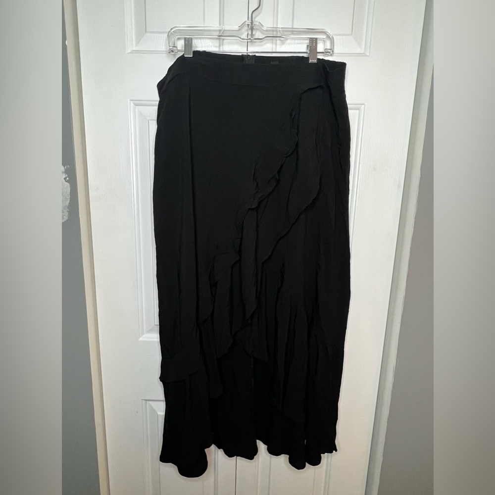 Torrid Hi-Low Skirt, Black